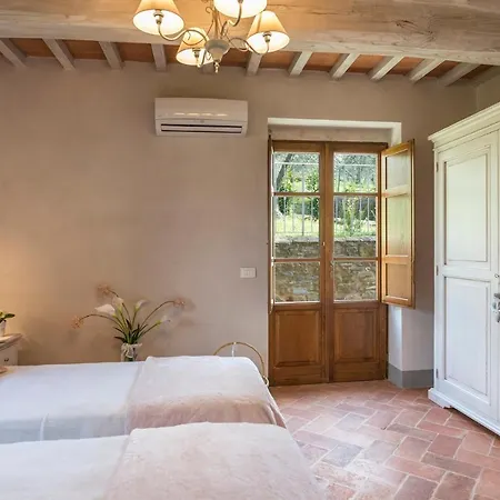 Villa Torre La Ripa 8, Emma